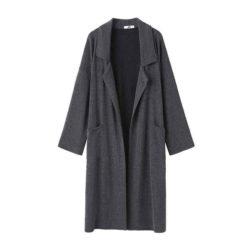 A New Large-sized Women's Autumn and Winter Long Knitted Trench Coat with A Sense of Design and Elegance