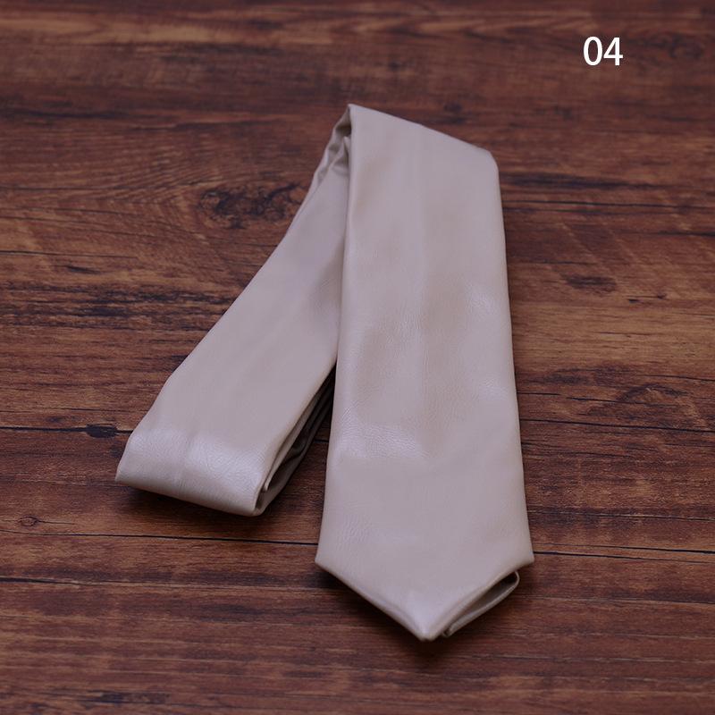 Neue Mode PU-Leder Krawatten für Männer Reine Solide Schwarz Weiß Krawatten 5,5 cm Schmale Krawatte Hochzeitsfeier Business Anzug Zubehör
