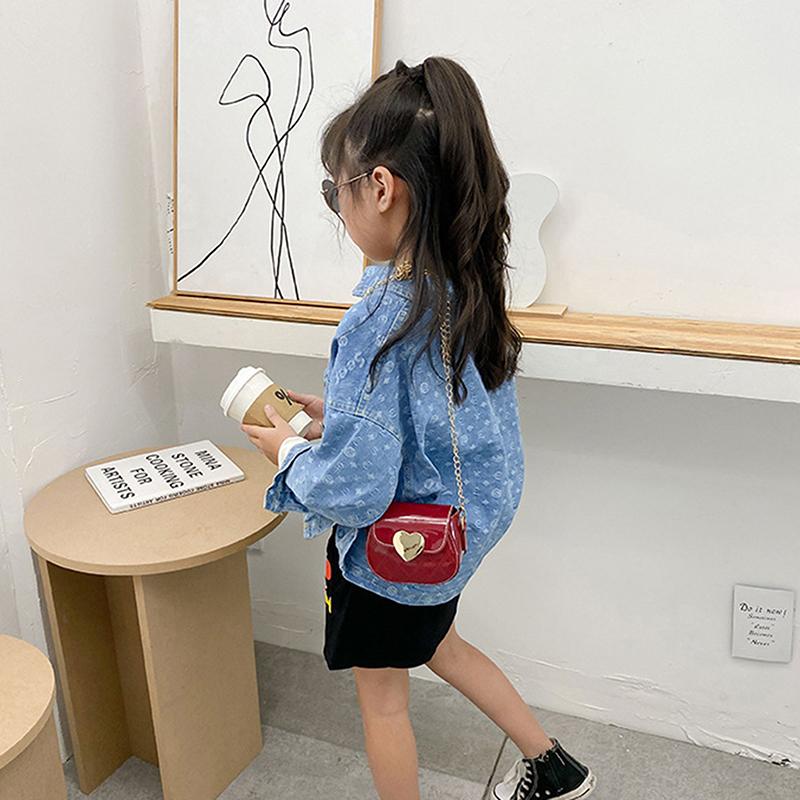 Cute Little Girls Mini Shoulder Bag For Kids Coin Purse Small Handbags Lovely Patent Leather Peach Heart Crossbody Shoulder Bag