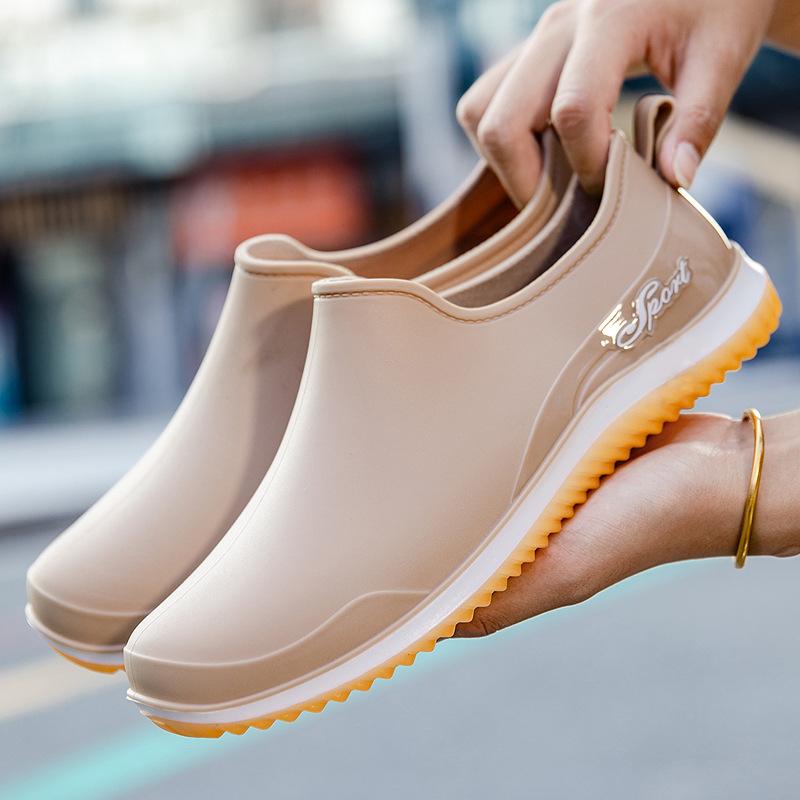 Fashion rain shoes women wear low tube waterproof shoes water boots four seasons rain boots short tube rubber shoes student export
