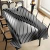Moderne Schwarze Geometrisch Gestreifte Tischdecke, Gezackter Rand, Wasserdicht Fleckenabweisend, für Esszimmer, Küche & Heimdekoration