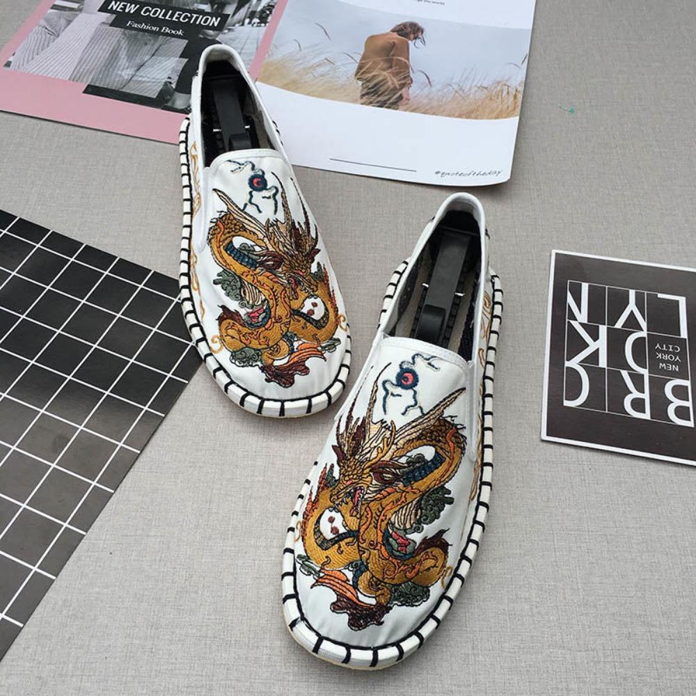 

Canvas Shoes Men s Embroidery Breathable Casual Shoes 42