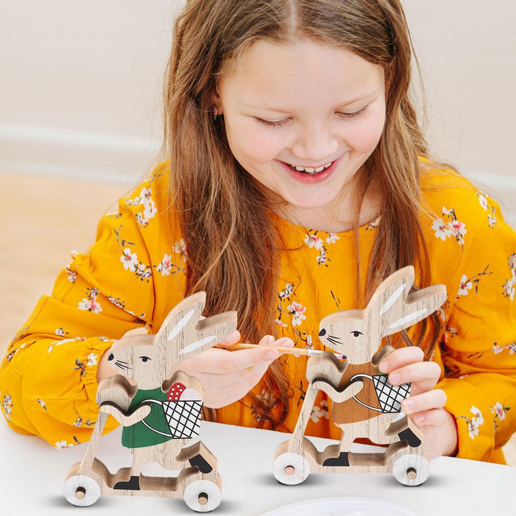 Houten Decoratieve Paasfeest Schattig Rijdend Met Mand Dierlijke Beeldje Houten Ambacht