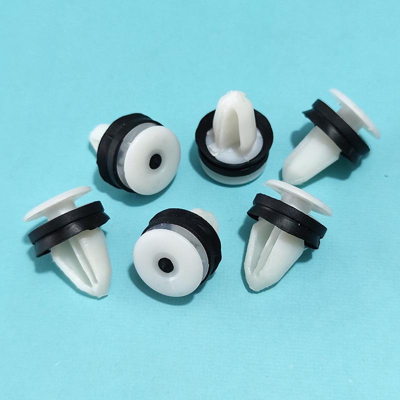 Tailgate Trunk Door Interior Fastener for Land Rover Freelander 2 & Ford Mondeo