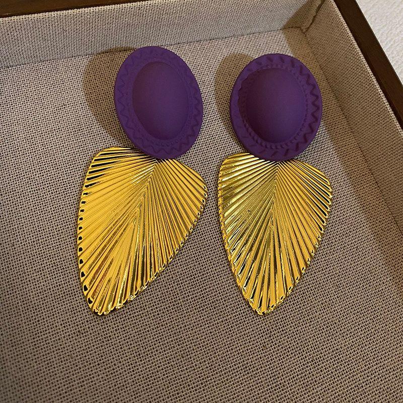Fashion Exaggerated Hong Kong Style Purple Metal Golden Leaves Large Earrings Fashion Normcore Style Fancy Earrings Eardrops Tide Gold Leaf Earrings