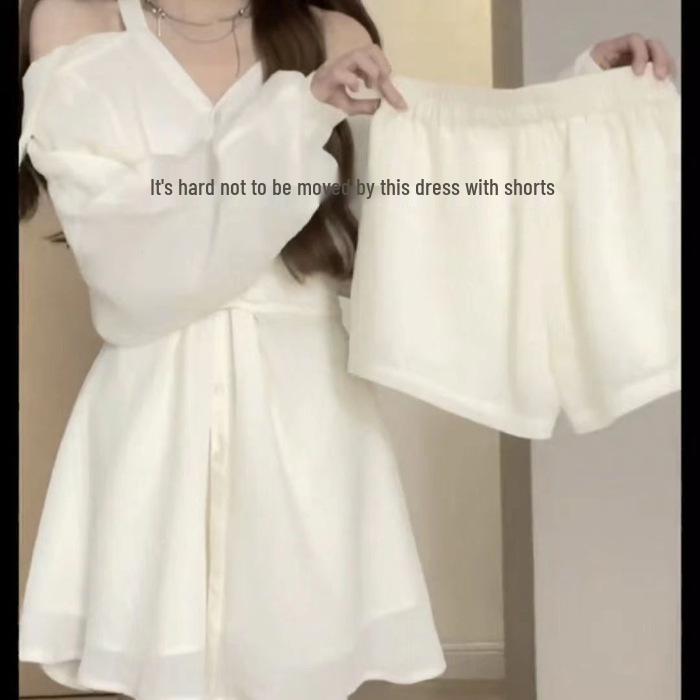 2024 Women's Korean-Style Off-Shoulder Slim Top & Versatile Shorts Two-Piece Set