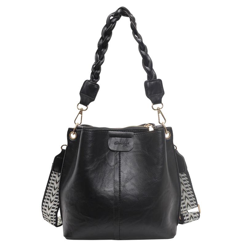 2025 Autumn/Winter Retro Crossbody Bucket Bag – Large Capacity, Trendy Niche Underarm Handbag