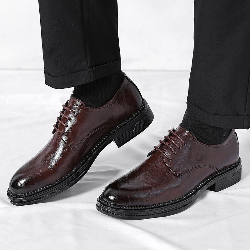 

Casual leather shoes, round head lace-up microfiber leather rubber sole low-top men s shoes, young men s leather shoes 44 темно-коричневого кольору