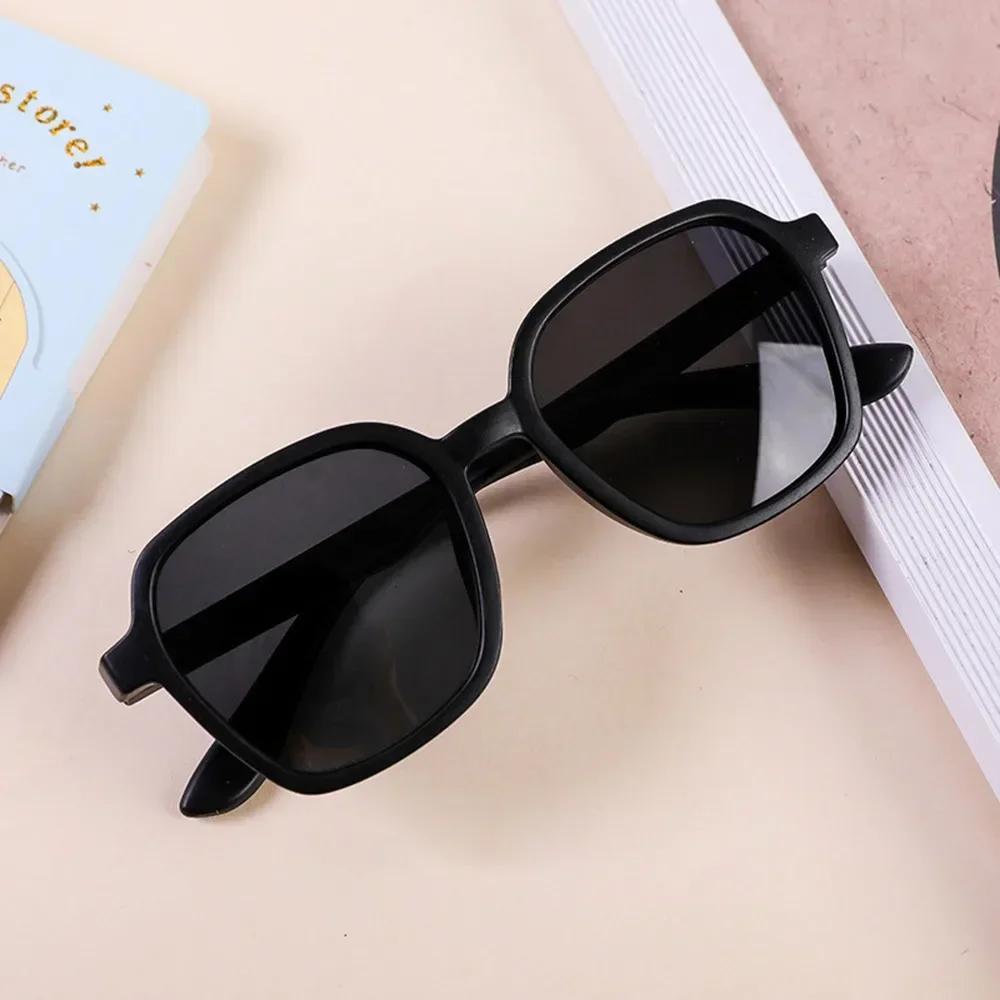 Fashionable Candy-colored Sunglasses for Kids Seaside UV-proof Children Sunglass Photo Prop