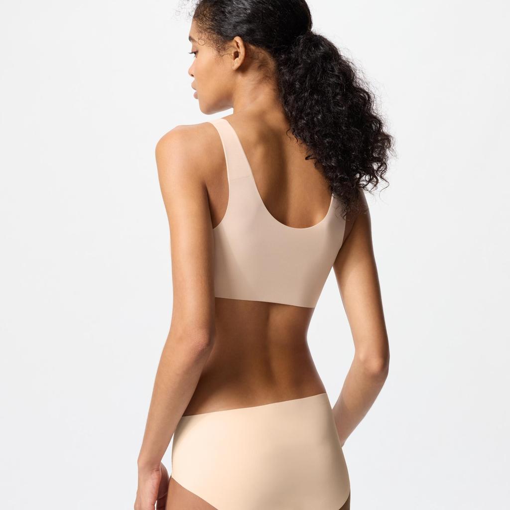 2 X Uniqlo Japan Wireless Bra  Ultra relaXing 