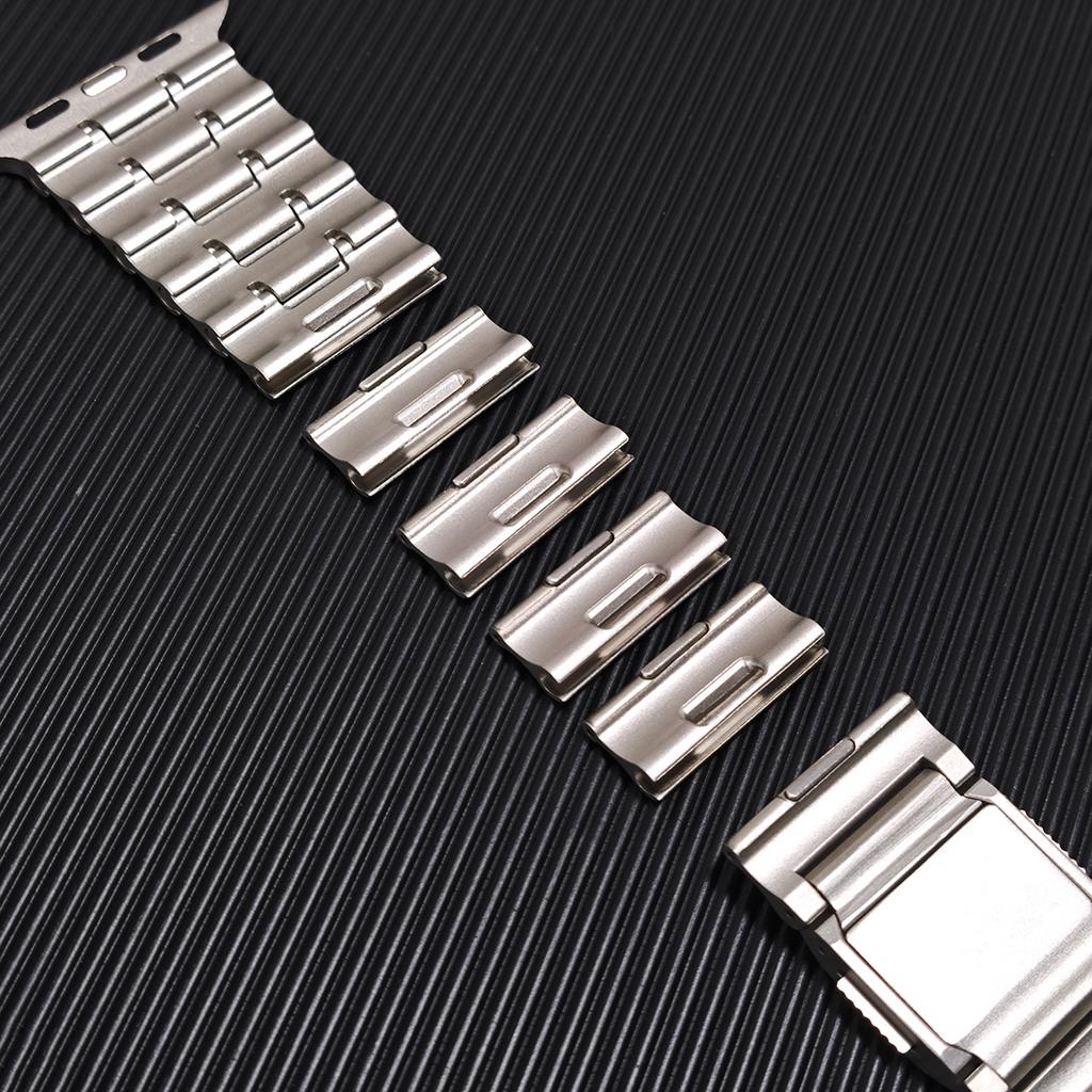 Luxury Magnetic Band for Iwatch Ultra 3/2 49mm 44 45 46 42mm Stainless Steel Strap for Apple Watch Series 11 10 9 8 7 6 5 4 Se 3