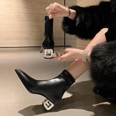 Markendesign Leder Maßgefertigt V-Mund Reißverschlussstiefel Retro Spitz Zehenpartie Speziell Geformter Absatz Ritterstiefel Sexy Chelsea Damenstiefel