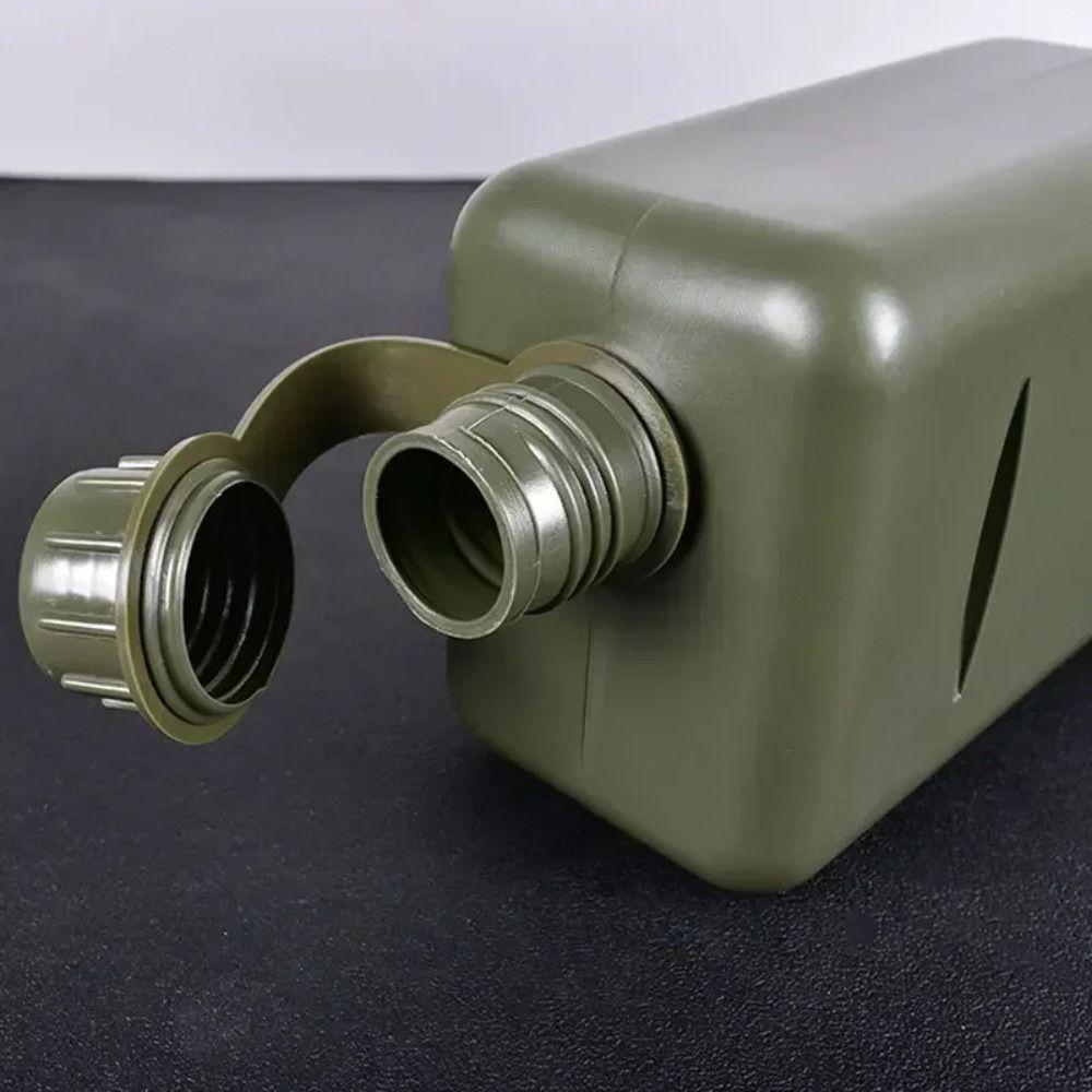 PE Water Kettle Camouflage Hip Flask Portable Flask  Camping