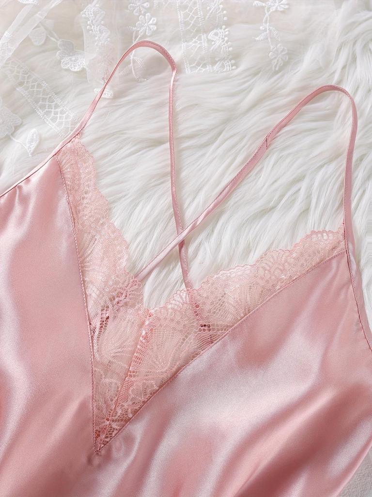 Damen Spitzen-Satin-Pyjama-Set - Camisole, Shorts & Wickelmantel