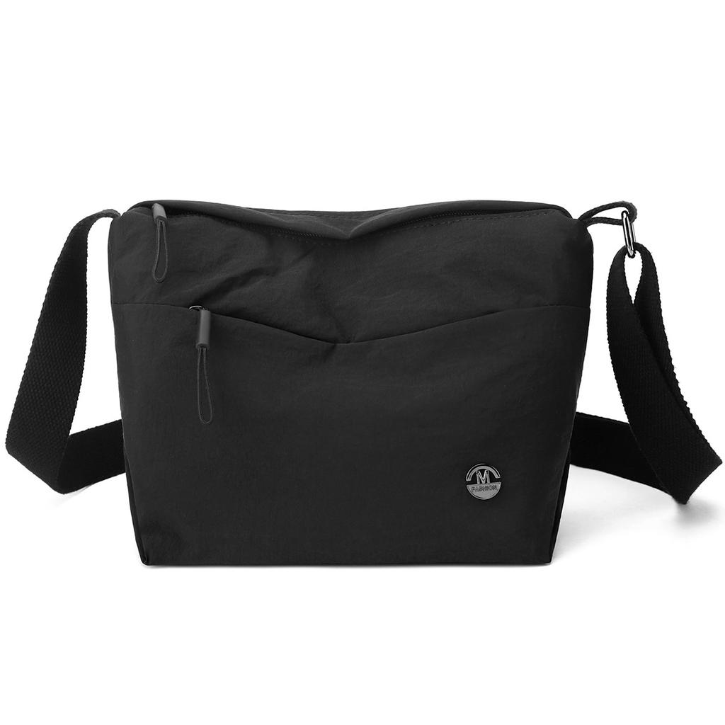 New shoulder bag hot-selling women's bag fashion high sense large capacity shoulder messenger bag light waterproof bag