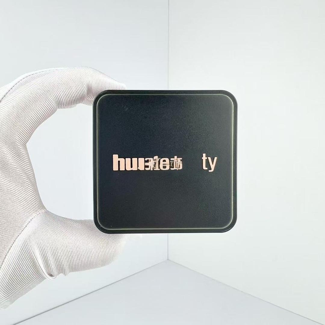 

HUDA Beauty Translucent Setting Powder – Oil Control & Refreshing Face Concealer 03-Ube Birthday Cake