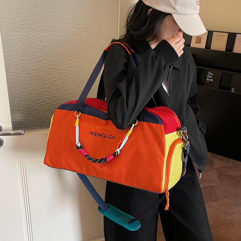 Fashion Color-matching Sports Dry-wet Separated Yoga Bag for Business Trips and Travel Luggage Bag