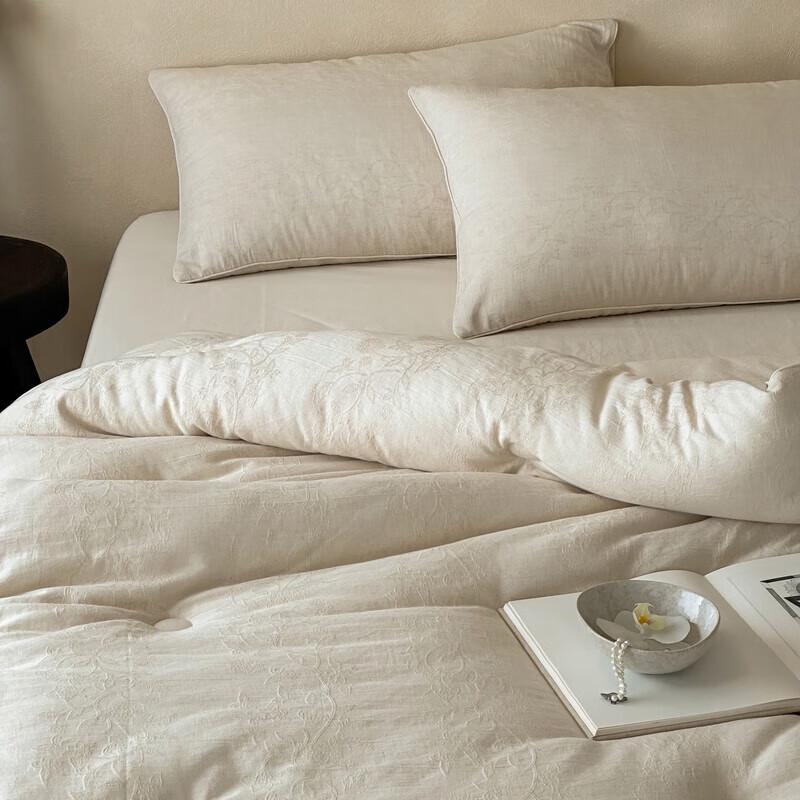 POCHME Cotton Linen Jacquard All-Season Comforter