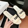 Cool Slippers Women's Summer Wear 2025 New Flat-bottomed Beach Sandals Fashionable Women's Soft-soled Small Fragrant One-word Drag