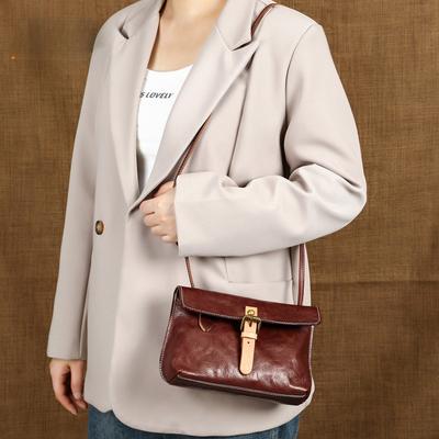 Taška cez rameno z pravej kože Retro crossbody taška Taška pre dochádzanie do práce Dámska taška Taška s magnetickou prackou, Taška s chlopňou