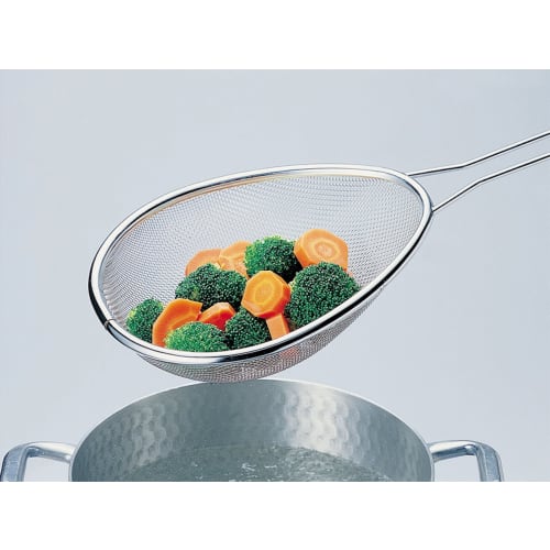Takagi Japanese-Made Stainless Steel Scooping Strainer with Handle, Medium, Silver