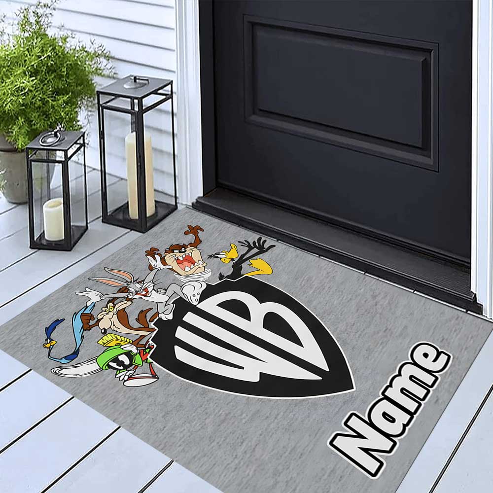Warner Bros. Funktioniert (10) Personalisieren Sie Ihren Namens-Teppich, Ihr Bürostuhl-Kissen, Ihr Geschenk für Schlafzimmer und Wohnzimmer zu Hause.
