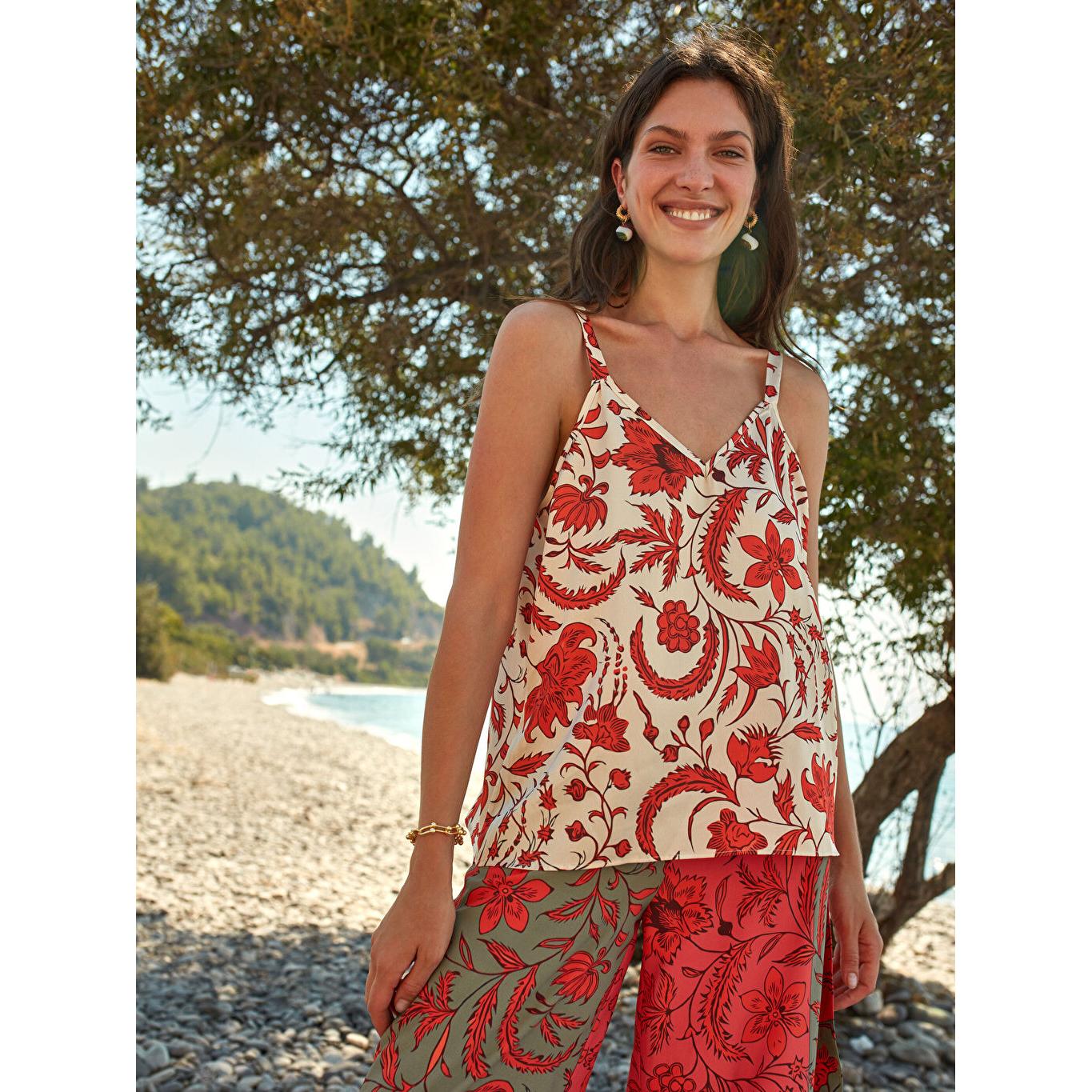 

OOPSCOOL X LCWAIKIKI БЛУЗКА С ЦВЕТОЧНЫМ УЗОРОМ Красный