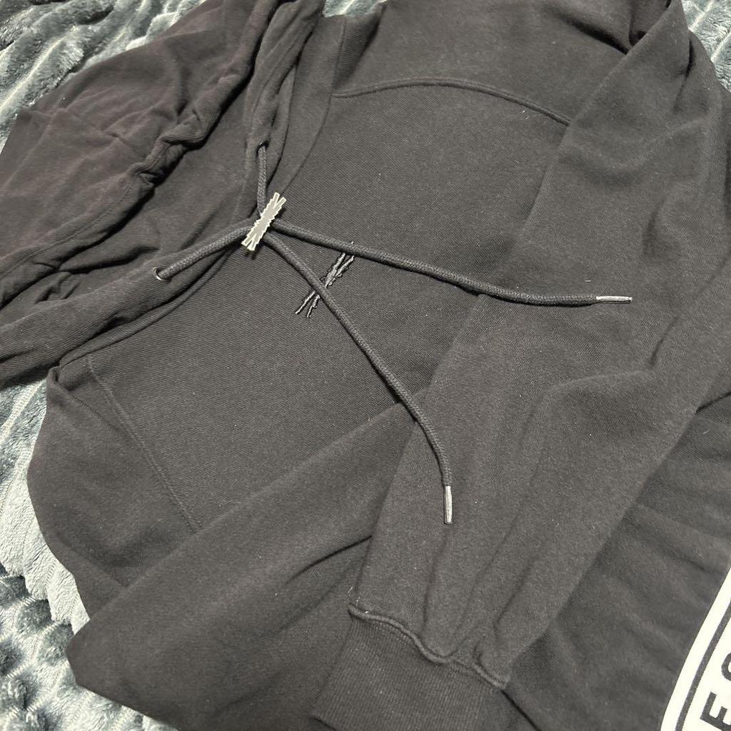 [USED] LE SSERAFIM Hoodie