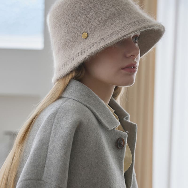 

J.ESTINA J.LETTER Angora Bucket Hat OM (JEACEM3BF912OM260) single type