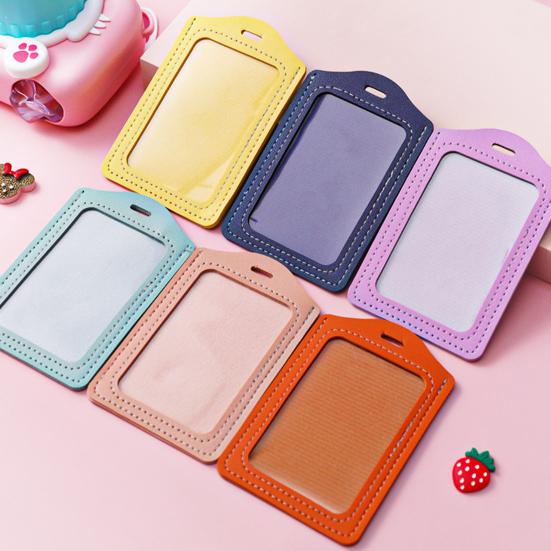 Pouzdro na karty Praktický kreslený design Roztomilý multifunkční chránič sběrnicových karet se šňůrkou