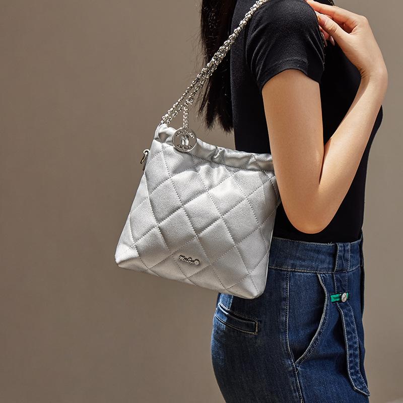 New 2025 Autumn Winter Fashion Design Chain Bag for Women, Niche High-end Crossbody Small Bag, Genuine Leather Women's Bag