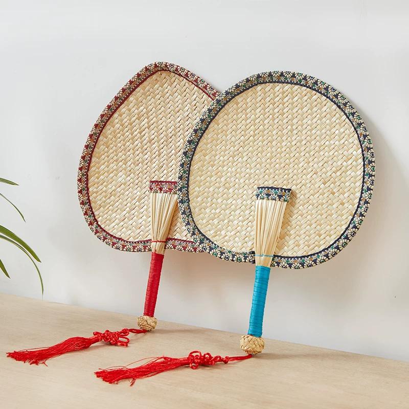 Handmade Summer Woven Palm Fan for Babies and Children, Portable Old-Fashioned Hand-Cranked Large Palm Fan, Banana Fan, Retro Style