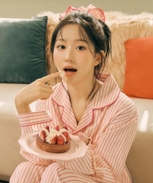 

[Dossy] Silky-fit Lovesome Long-sleeve Couple Pajama Set [Shipped from Korea] 100% Authentic M