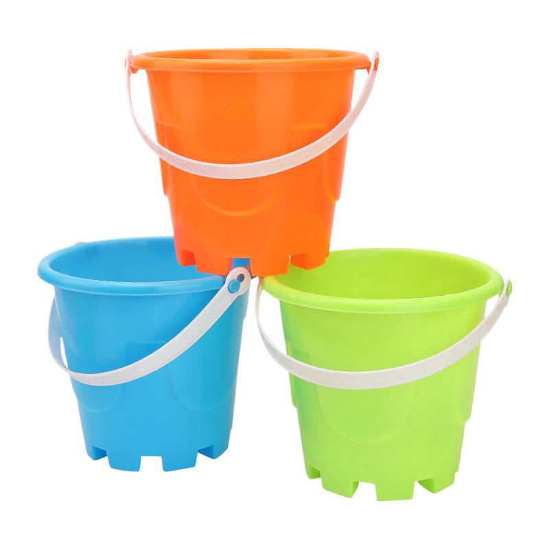 Çocuk Plaj Oyuncak Seti: Dayanıklı Plastik Kale Kovası ve Kum Oyun Araçları