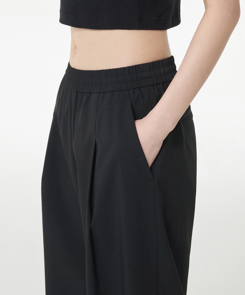 MUSINSA STANDARD WOMAN [Cooltandard] Women'S One-Tuck Wide Elastic Waist Slacks [Black]