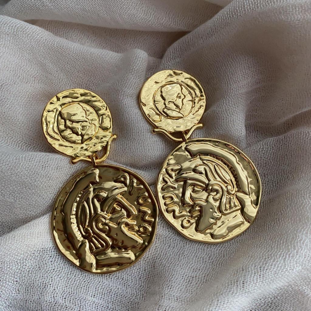 Retro Ancient Coins, Metal Relief Portrait Earrings, Earrings, Personalized Retro Light Luxury Temperament, Niche Design Earrings