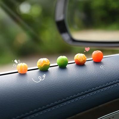 Orange Auto Zieren Simulation Orange Mini Auto Mittelkonsole Ornament Rückspiegel Niedlich Innenraum Auto Dekorative Accessoires