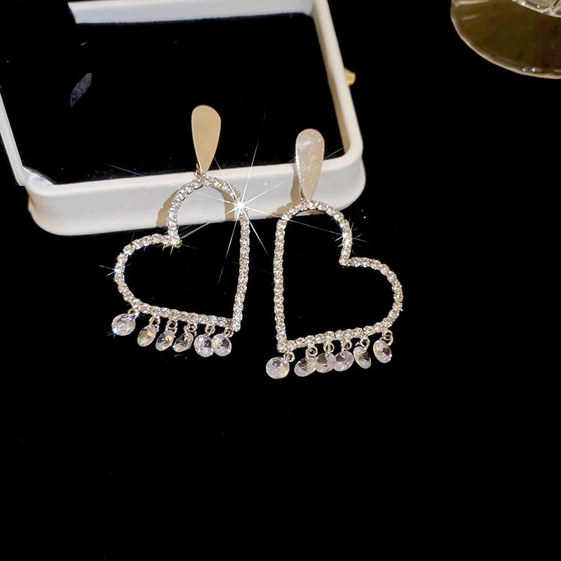 

Элегантные геометрические серебряные серьги с цирконом в форме сердца для женщин