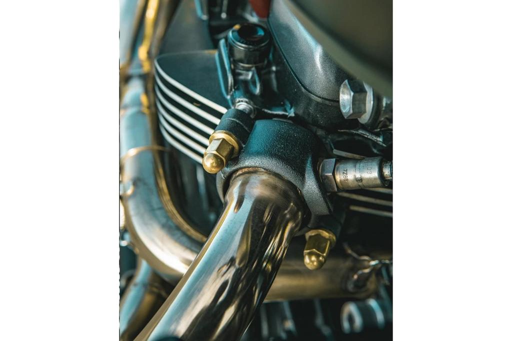 Motone MMU080 Exhaust Clamp Nut T100 T120 Street Twin, Street Scrambler, Thruxton, Brass, Forged