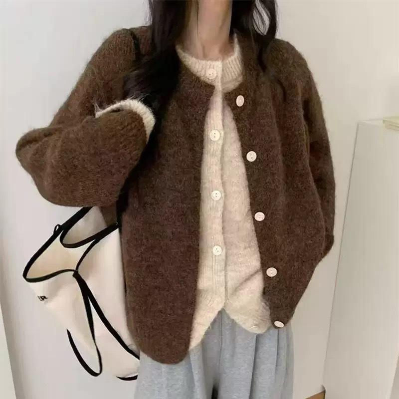 Korean Style Knit Cardigan: 2025 Autumn/Winter Color Block, Casual Loose Slimming College Style Sweater