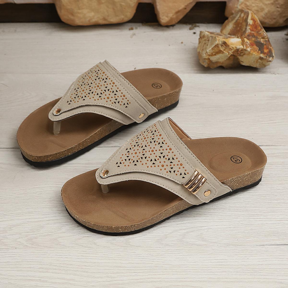 22 summer new large size thick-soled toe slippers hollow slope heel light beach cool slippers 36 хаки