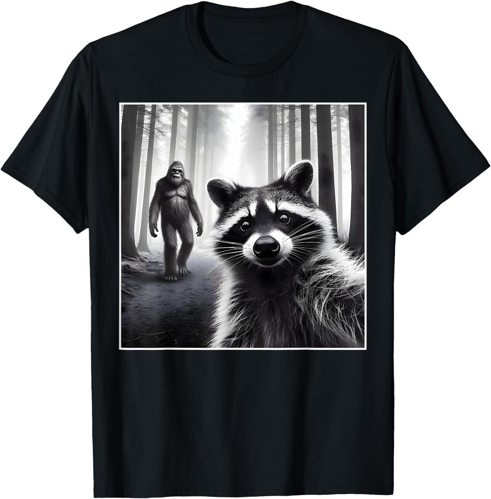 Scared Raccoon Selfie with Sasquatch Bigfoot Funny Raccoon T- Unisex T-Shirt S
