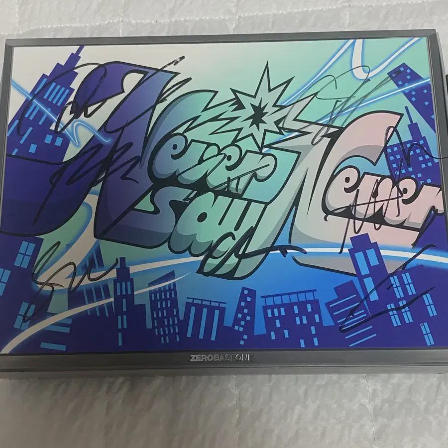 

Продажа альбома с автографом Zerobaseone