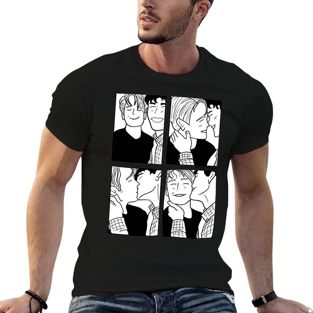 Heartstopper Nick and Charlie Kissing Photobooth TShirt Fashion Graphic Tee for Unisex