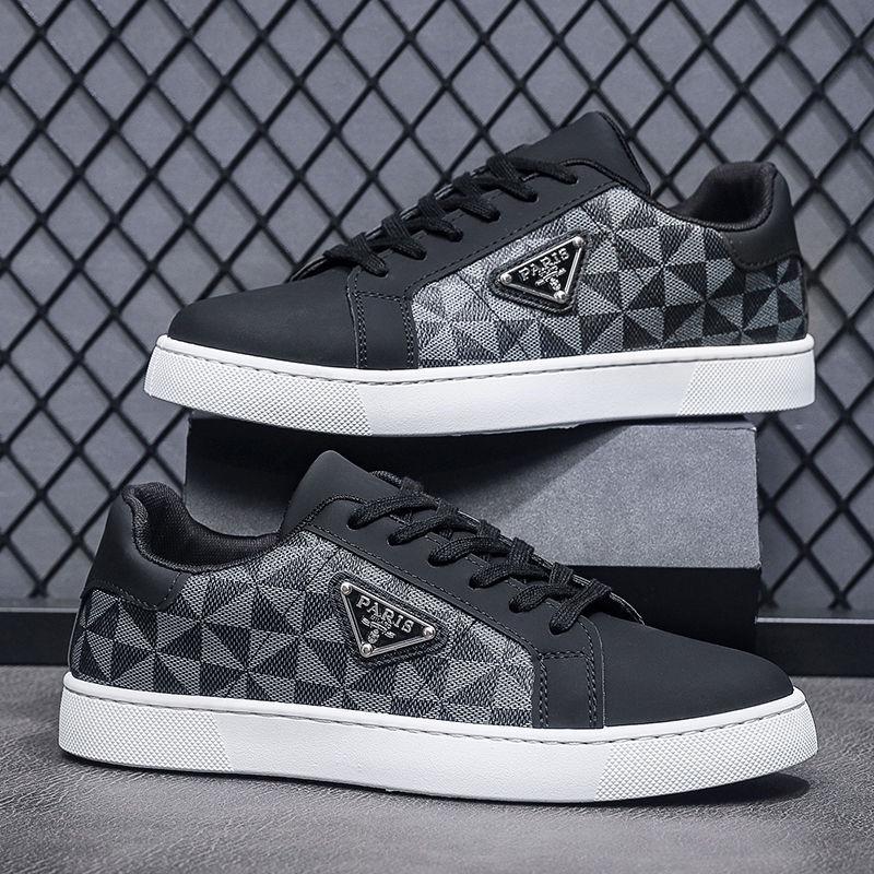 Herren vielseitige atmungsaktive Board Schuhe vier Jahreszeiten Freizeitschuhe Modetrend Sportschuhe Herren Lederschuhe Britische Herrenschuhe