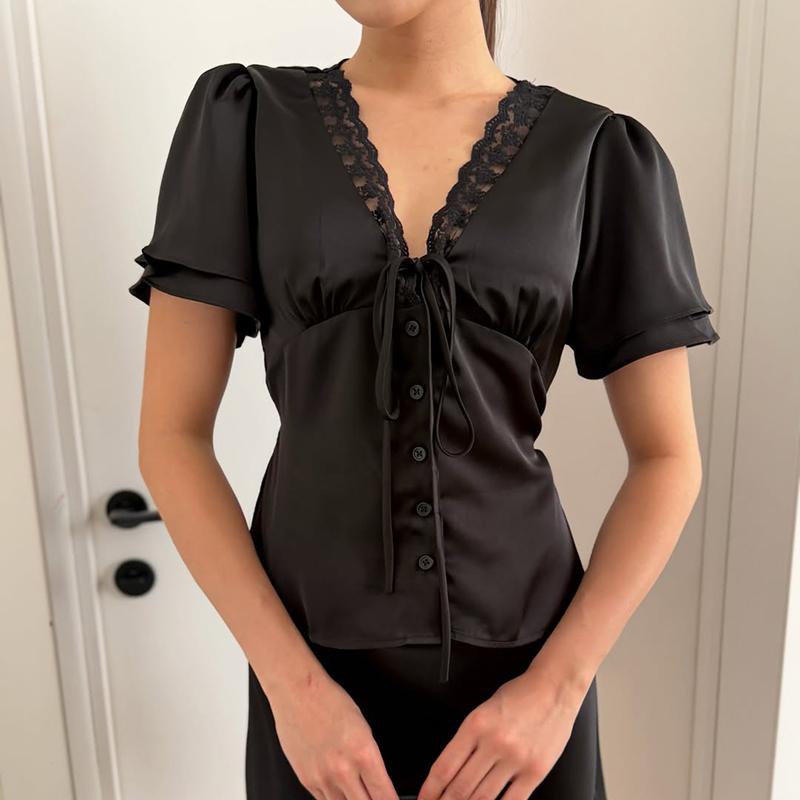 Top Maglietta a Maniche Corte Cropped da Donna 2026 Estate in Raso e Pizzo con Scollo a V e Laccetti Design Traforato Top a Maglia da Donna Bandage Tee