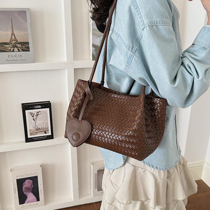 Woven Texture Shoulder Bag with Long Handle and Soft Structure for Summer Casual Wear