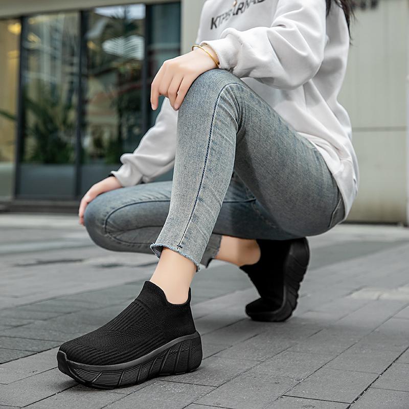 Knitted Socks Shoes Men Women Fashion Platform Shoes Lightweight Breathable Slip-on Casual Walking Shoes