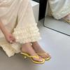 Ladies' Open Toed Square Toe Low Heeled Shoes with A New Style, Simple and Minimalist Style, with Small Toe and Flip Flops