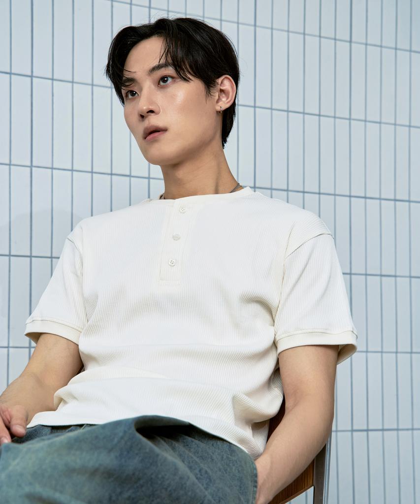 Atejeu Ribbed Henley Neck Short Sleeve T-Shirt [Ivory]